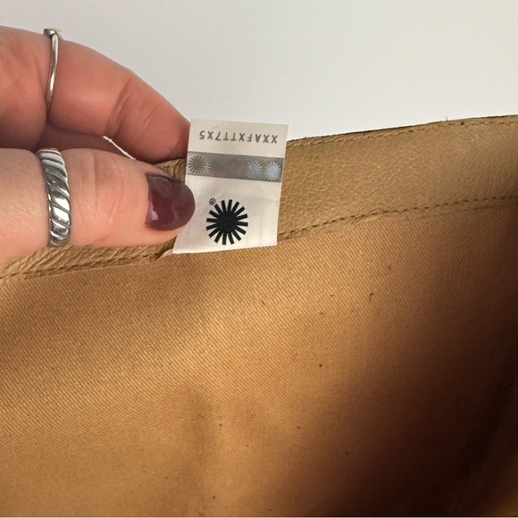 UGG Women’s Leigh Riding Boots – Size 8 - Picture 8 of 9